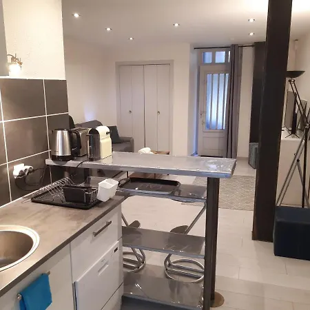 דירה Studio Place Du Foirail *